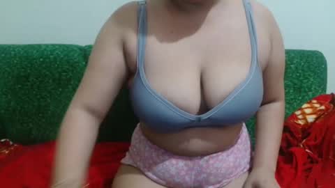 karla_me22 online show from 04-07-26, 09:54