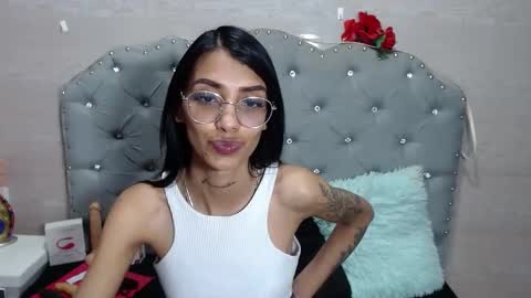 Snapshot of karla_slutskinny chatting on 02-21-25, 06:40 karla_slutskinny online show from 02-21-25, 06:40