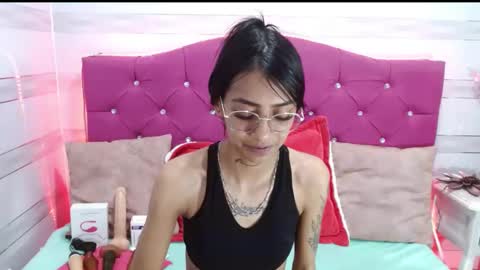 Snapshot of karla_slutskinny chatting on 02-25-25, 03:20 karla_slutskinny online show from 02-25-25, 03:20