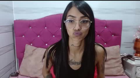 Snapshot of karla_slutskinny chatting on 03-05-25, 06:33 karla_slutskinny online show from 03-05-25, 06:33