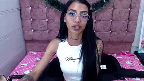 Snapshot of karla_slutskinny chatting on 09-12-25, 10:48 karla_slutskinny online show from 09-12-25, 10:48