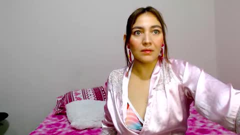 Snapshot of karla_sweet_18 chatting on 01-05-26, 07:28 NEW online show from 01-05-26, 07:28