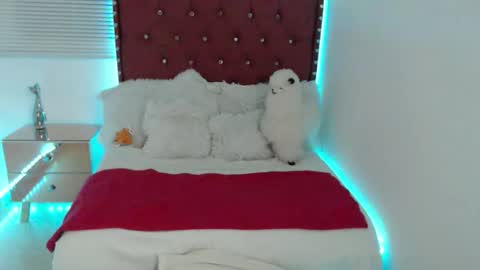 KARLA ARANGO online show from 05-18-26, 10:59
