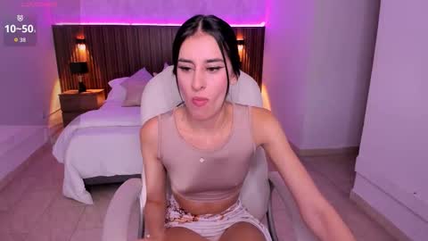 Snapshot of karlaa_james chatting on 10-15-25, 10:59 Karlaa online show from 10-15-25, 10:59