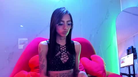 karlaslutskinny__ online show from 10-08-25, 03:09