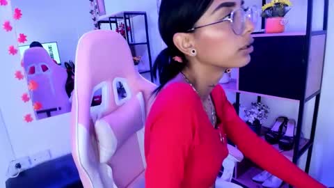karlaslutskinny__ online show from 02-13-26, 09:33