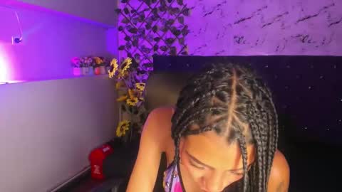 karlaslutskinny__ online show from 05-08-26, 03:01