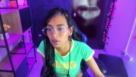 karlaslutskinny__ online show from 05-13-26, 10:49