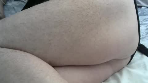 Snapshot of karledgar33 chatting on 09-24-25, 05:22 Karl online show from 09-24-25, 05:22