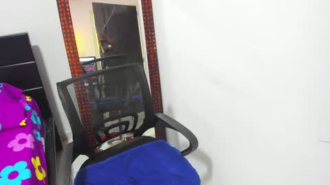 Snapshot of karljensen33 chatting on 01-07-25, 06:14 karlgenjen online show from 01-07-25, 06:14