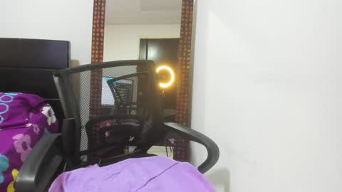 Snapshot of karljensen33 chatting on 01-18-25, 07:37 karlgenjen online show from 01-18-25, 07:37