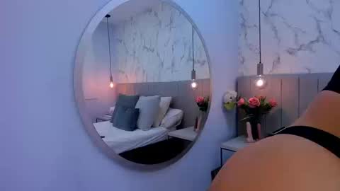 karlla_brown online show from 09-12-25, 12:38