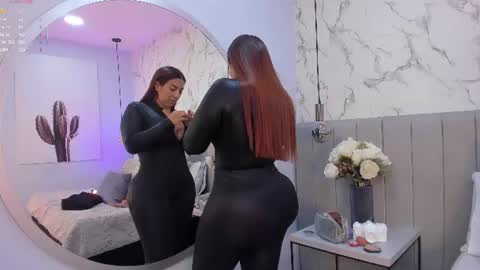 Snapshot of karlla_brown chatting on 06-30-26, 12:39 karlla_brown online show from 06-30-26, 12:39