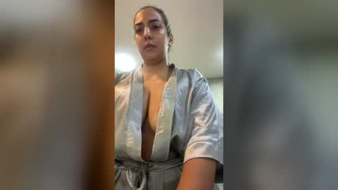 Snapshot of karlla_brown chatting on 08-09-26, 01:18 karlla_brown online show from 08-09-26, 01:18