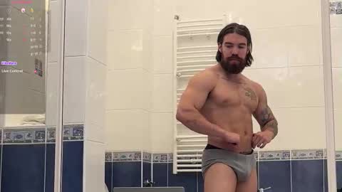 Karlos and Louis online show from 09-27-25, 03:39