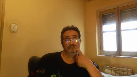 Snapshot of karlpal chatting on 04-12-26, 02:11 karlpal online show from 04-12-26, 02:11