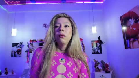 Karly Moonns online show from 12-15-24, 01:46