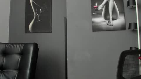   online show from 02-09-26, 08:24