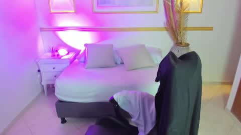 karlyy_ online show from 02-04-26, 07:09