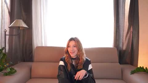 Snapshot of karmaklopf chatting on 09-12-25, 11:54 Anasteisha online show from 09-12-25, 11:54