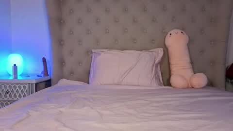 Snapshot of karmarosexx chatting on 11-02-25, 10:39 KarmaRosexx online show from 11-02-25, 10:39