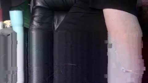 Snapshot of karnyx3 chatting on 03-09-26, 05:17 Karlos Montoya online show from 03-09-26, 05:17