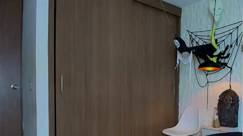 Snapshot of karol_dl chatting on 10-26-25, 09:21 karol dl online show from 10-26-25, 09:21