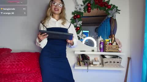 karol_goode online show from 12-14-24, 04:01