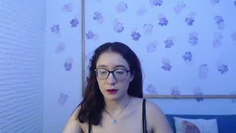 Snapshot of karol_prescot chatting on 05-16-26, 02:05 Karol online show from 05-16-26, 02:05