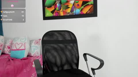 karol_w10 online show from 02-01-25, 10:34