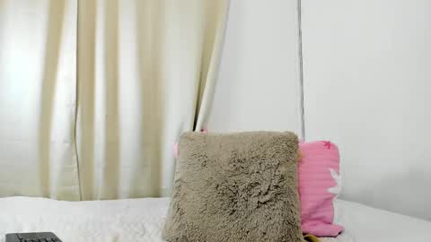 karol_w10 online show from 03-01-25, 01:43