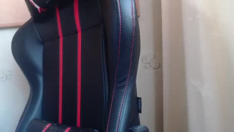 Karol  online show from 02-17-25, 01:32