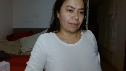 Snapshot of karolhot_x chatting on 12-24-24, 01:16 karol online show from 12-24-24, 01:16