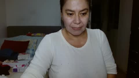 Snapshot of karolhot_x chatting on 12-31-24, 03:34 karol online show from 12-31-24, 03:34