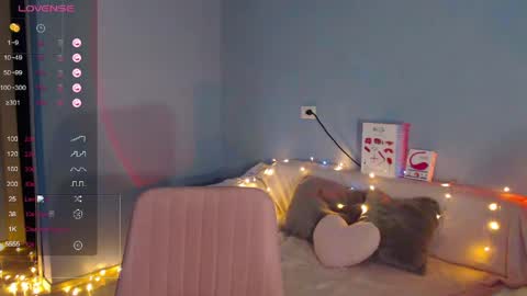 Snapshot of karolina_hottie_ chatting on 06-05-26, 01:56 Kira online show from 06-05-26, 01:56