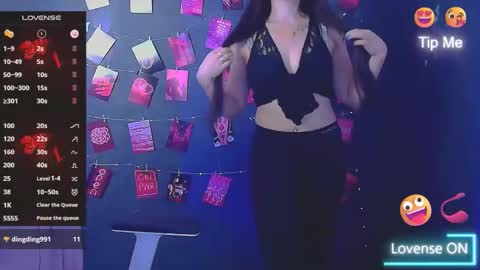 Caroline online show from 11-27-25, 09:00