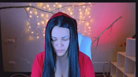 Karolina online show from 02-16-26, 11:17