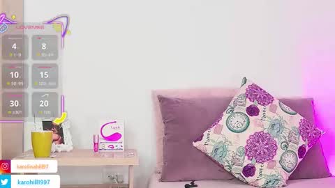 karolinahill online show from 10-20-25, 03:34