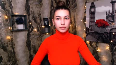 Karolina online show from 12-24-24, 10:28