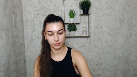 Karolina online show from 02-27-25, 11:41