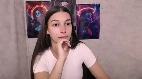 Karolina online show from 09-22-25, 05:20