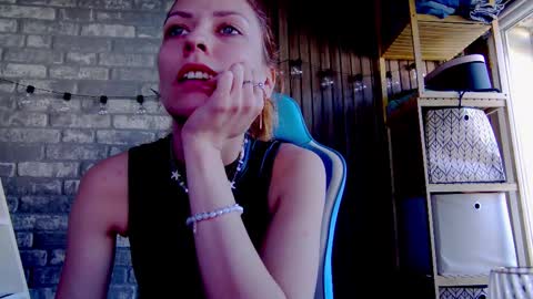 karoline121 online show from 03-05-25, 10:33