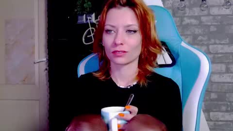 karoline121 online show from 03-08-25, 04:23