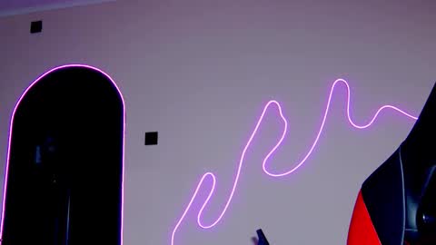 karoline121 online show from 10-08-25, 10:07