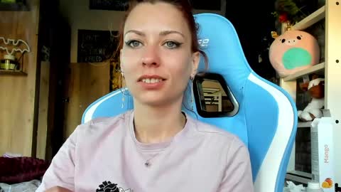 karoline121 online show from 05-05-26, 04:20