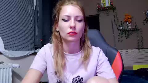 karoline121 online show from 07-23-26, 06:39