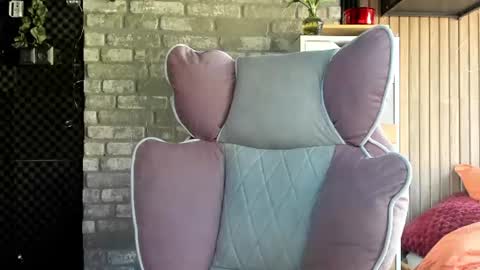 karoline121 online show from 08-05-26, 06:38