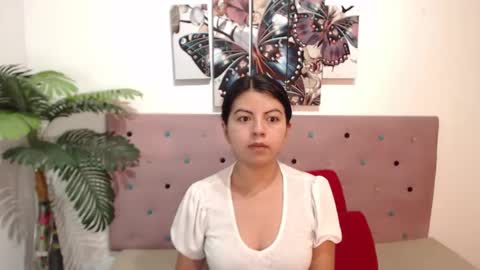 Isa online show from 03-09-25, 01:56