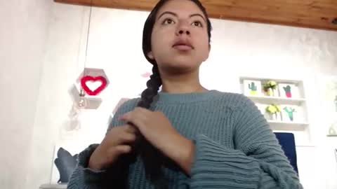 Isa online show from 11-18-25, 05:34