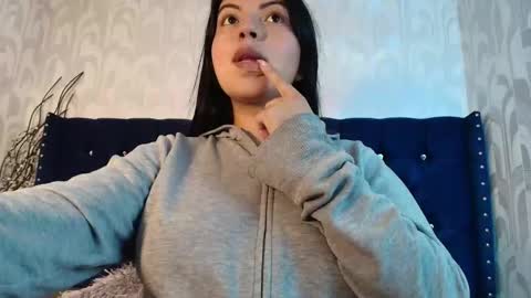 Snapshot of karolineburnx chatting on 03-04-26, 03:45 Isa online show from 03-04-26, 03:45